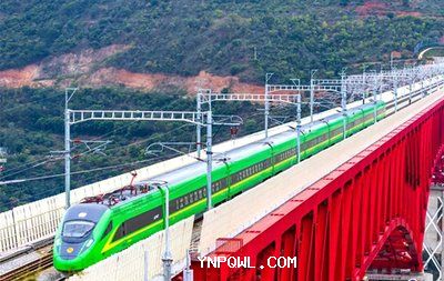 一軌兩國，中老鐵路同配齊物流開(kāi)辟新的幸福道路